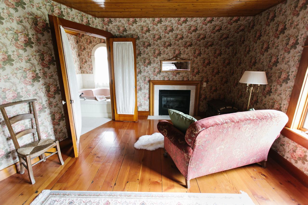 Round Barn Farm B & B Event Center Red Wing Bagian luar foto