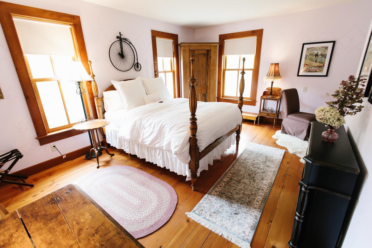 Round Barn Farm B & B Event Center Red Wing Bagian luar foto